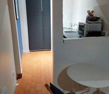 Quartier Vieux Marche-Cathedrale Apartment | Studio au RDC Centre Historique