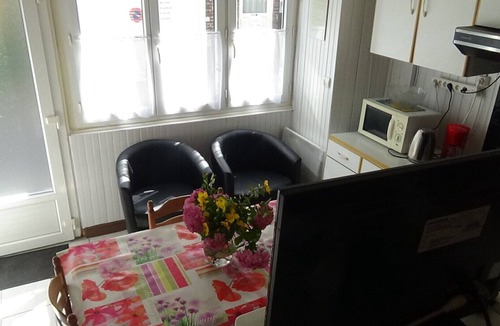 Dieppe Apartment | Studio Béthencourt ground floor - WIFI between beach and marina close to restaurants