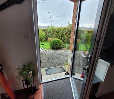 Wignehies Apartment | Studio Bienvenue du côté de chez nous avec jardin privatif
