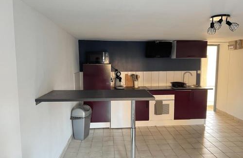 Aulnoy-lez-Valenciennes Apartment | Studio Brownie