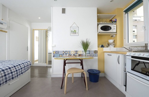 L'Ile-Saint-Denis Apartment | Studio Cosy et Fonctionnel, Proche de Paris
