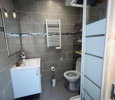 Meru Apartment | Studio confortable et fonctionnel proche gare