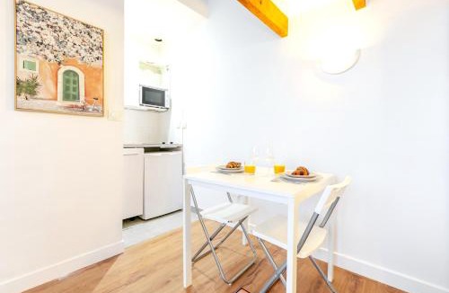 Epinettes Apartment | Studio cool avec mezzanine 17ème arrondissement