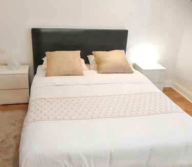 Sainte-Anne - Faubourg Noyon Apartment | Studio cosy en plein centre d'Amiens - 19 m² - Parking