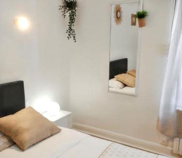 Sainte-Anne - Faubourg Noyon Apartment | Studio cosy en plein centre d'Amiens - 19 m² - Parking