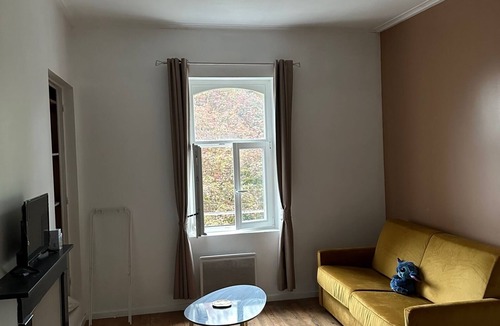 Saint-Honore - Jeanne d'Arc Apartment | Studio Entièrement Meublé et Équipé de 26 m2