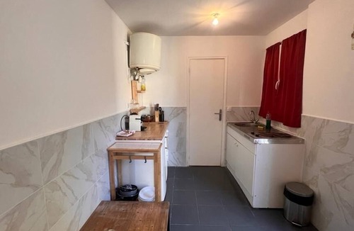 Villemomble Apartment | Studio Fonctionnel et Paisible Proche Paris