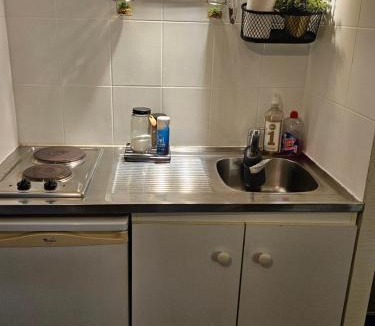 Quartier Vieux Marche-Cathedrale Apartment | Studio gare