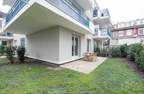 Le Bourget Apartment | Studio JadOr gare le Bourget Paris Aeroport CDG