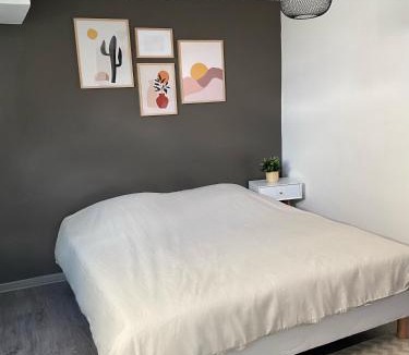 Faubourg North Apartment | Studio Le Frêne
