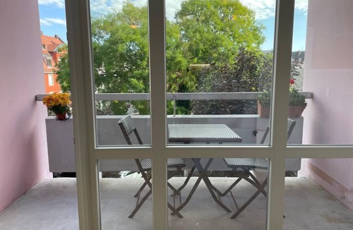 Neudorf Ouest Apartment | Studio Meublé Avec Balcon et Parking Schluthfeld
