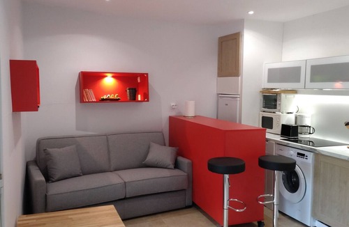 Saint-Andre-Lachamp Apartment | Studio of the Blue House of Ardèche - with access to the pool and the river