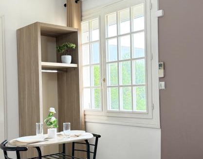 Meaux Apartment | Studio Platanes 3 - Proche Disneyland - Parking gratuit - Meaux