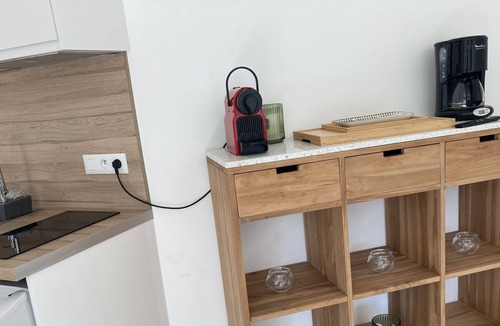 Mantes-la-Jolie Apartment | Studio Proche Gare et Centre Ville