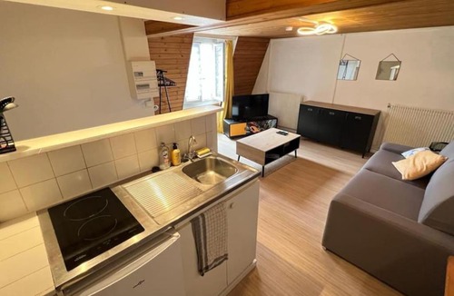 Dunkerque Centre Apartment | Studio SUN - Hyper Centre Dunkerque & Proche Plage '15m