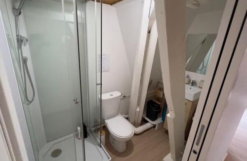 Dunkerque Centre Apartment | Studio SUN - Hyper Centre Dunkerque & Proche Plage '15m