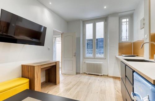 Samois-sur-Seine Apartment | Studio très fonctionnel - Rickhoss Home