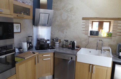 Chitenay Cottage | Stylih Stone Cottage in the Heart of the Grand Chateau Area of the Loire Valley
