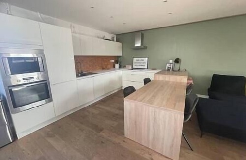 Rosendael Apartment | Stylish urban apartment (without children)