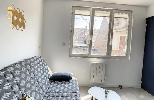 Saint-Quentin Apartment | SUBLIME T2 TOUT EQUIPE PROCHE GARE CENTRE VILLE