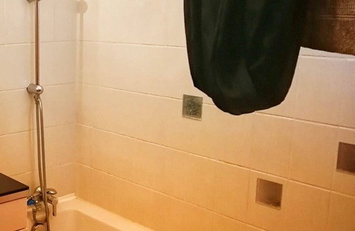 Longjumeau Bed & Breakfast | Sud Paris - Chambre/Camera/Room - business simple