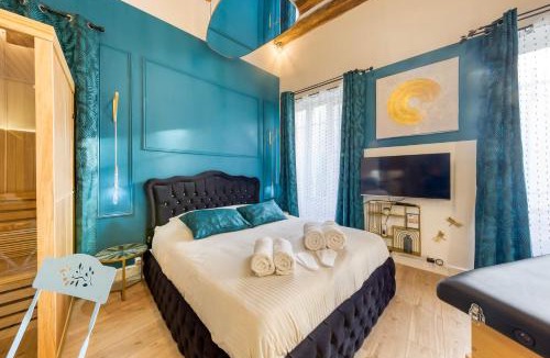 Arpajon Apartment | Suite bien être - jacuzzi et sauna/love room