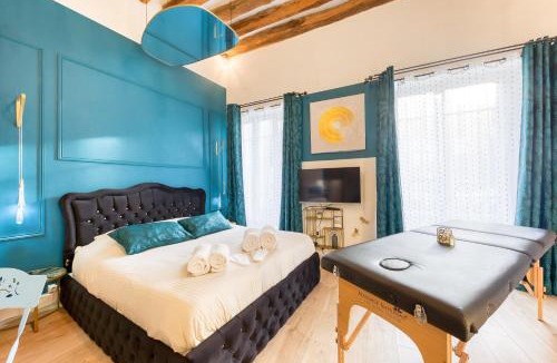 Arpajon Apartment | Suite bien être - jacuzzi et sauna/love room