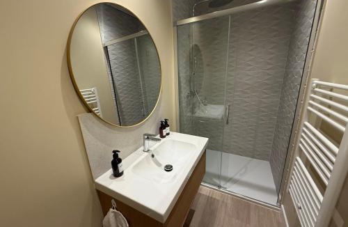 La Neuvillette Apartment | Suite du Spa 1 - Parking Privé Gratuit
