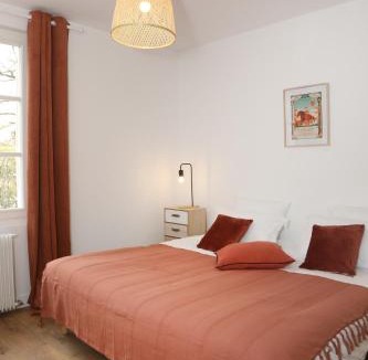 Gouvieux Apartment | Suite Jockey Stable by La Boîte En Plus