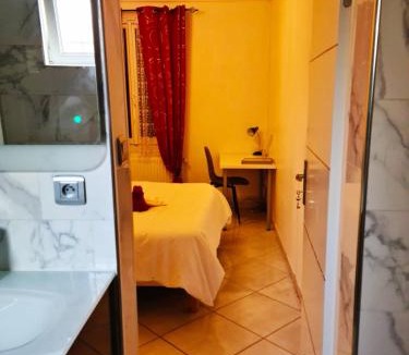 Stains House | Suite MaryMe