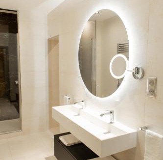 Dijon Centre Ville Apartment | Suite Montrachet 4 personnes vue cathédrale 1 Place de parking