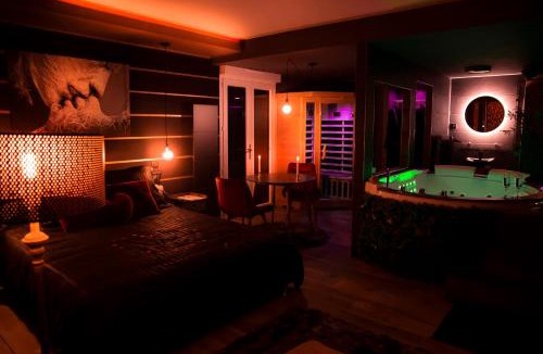 Saint-Blimont House | Suite Romantique avec Spa Privatif Sauna & Ambiance cosy Baie de Somme