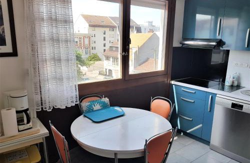 Le Touquet-Paris-Plage Apartment | SUNNY DAYS - App 60 m2 avec balcon, 4 pers, 3e étage, au calme et ensoleillé