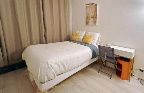Parchamp–Albert Kahn Apartment | SUNNY Studio 2 steps from metro