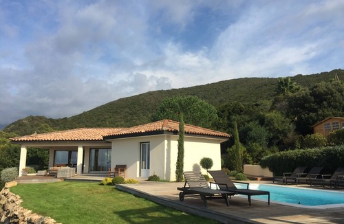 Coti-Chiavari House | Superb view of the sea and sanguinary islands, very recent villa near beaches