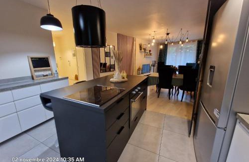 Petit Nanterre Apartment | Superbe Appartement 3 pièces près de la Défense