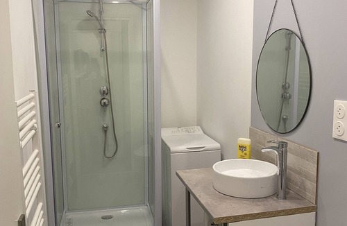 Saint-Quentin Apartment | Superbe Appartement Avec Beau Coin Détente
