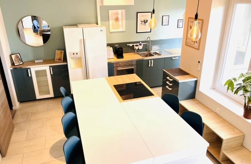 Lons-le-Saunier Apartment | Superbe Loft 160 m2, Pièce de vie 80 m2 Avec 3 Chambres et 2 Salles de Bain