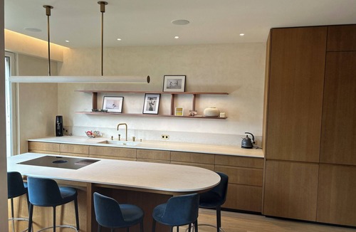Neuilly-sur-Seine Apartment | Superbe Toit Terrasse Spacieux, Havre de Paix, 10' Centre Paris, vue Tour Eiffel