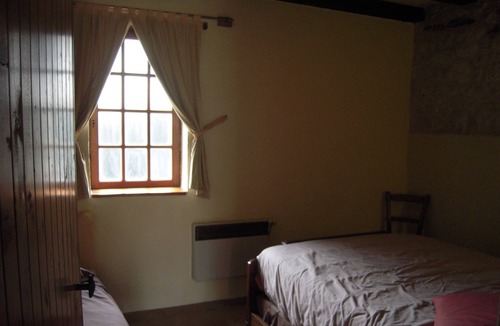 Ports House | Sympatheticly restored 18th century home within a 16th century farm courtyard.