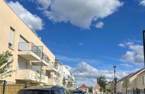 Ozoir-la-Ferriere Apartment | T2 Neuf, proche Paris & Disneyland