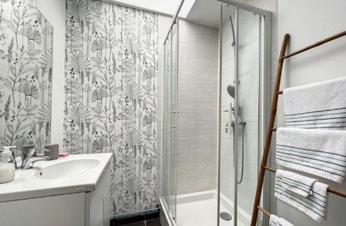 Lambersart Apartment | T2 - parking et jardin privatif