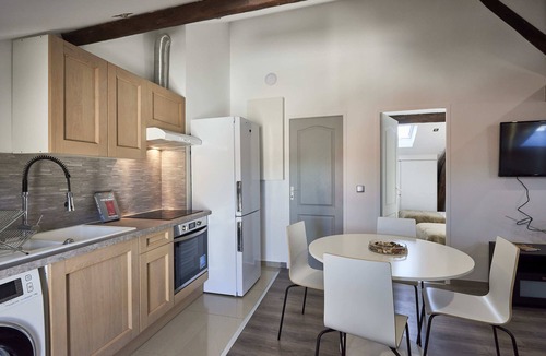 Le Pin House | T4 DUPLEX APARTMENT R+2, SLEEPS 7, QUIET LOCATION