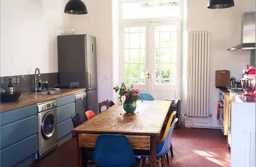 Giverny House | The Blue House of Claude Monet in Giverny, charming house