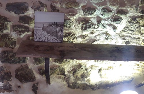 Offrethun House | The courtship display