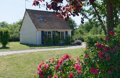 Saint-Quentin-en-Tourmont House | The House of Orchids