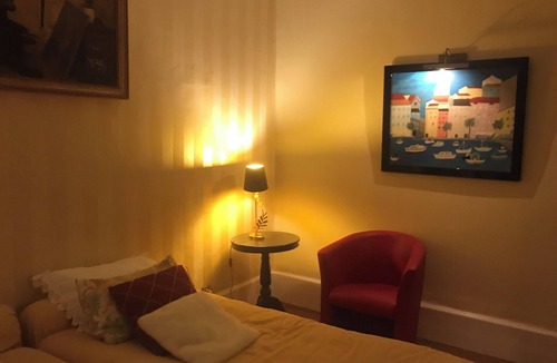 Chantenay-Saint-Imbert Bed & Breakfast | The hunting lodge near the MagnyCours circuit