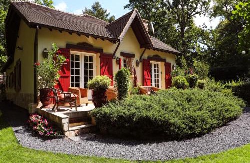 Lamorlaye Villa | The Iflissen Pavilion - Luxury Villa