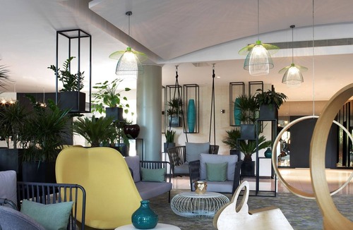 Le Mesnil-Amelot Hotel | The Jangle Hotel - Paris - Charles de Gaulle - Airport