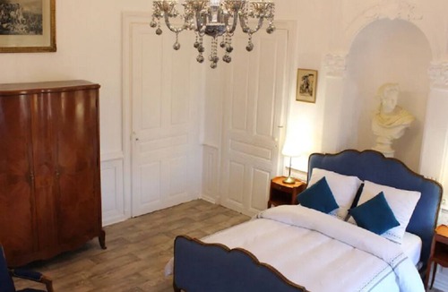 Luxeuil-les-Bains Apartment | The NAPOLEON